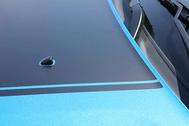2017-Present Jeep Compass Bearing Hood Graphic Kit