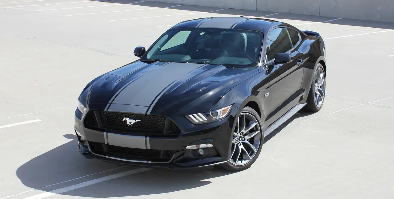2015-2017 Contender Mustang Stripe Kit